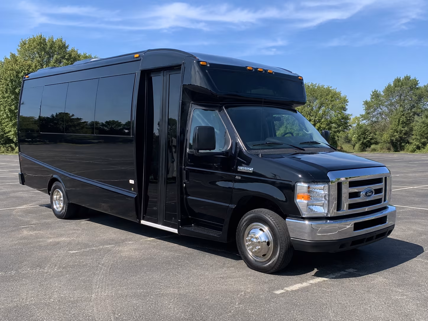 find the perfect transportation for your next airport transfer 5
