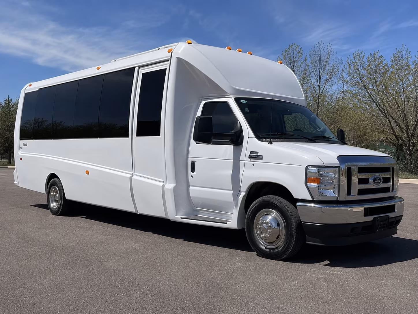 party buses to toyota arena concerts in ontario